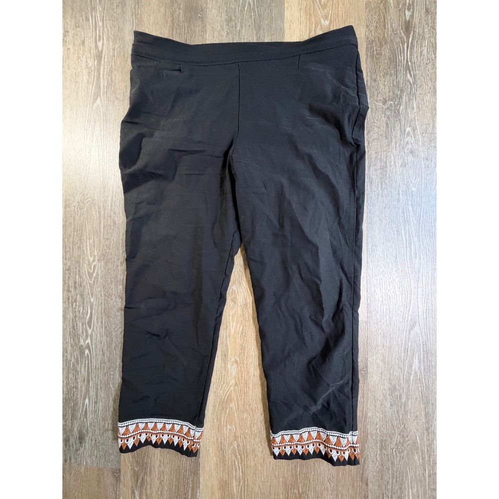 Chico's Cropped Pants Women 16 Black Embroidered Hem Geometric Stretch Pull On